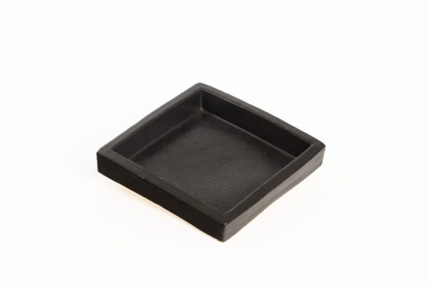 NELISE - QUADRADO PRETO