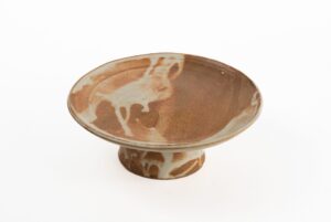 CERÂMICA TORRADA - PRATO RASO C/ PÉ 24CM H 9CM